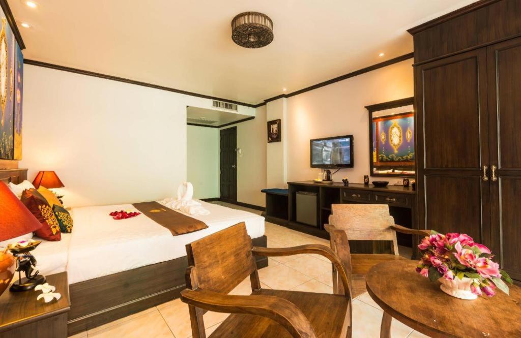 Tanawan Phuket Patong