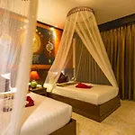 Tanawan Phuket Hotel