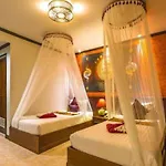Tanawan Phuket Hotel