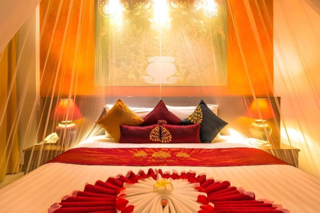 Hotel Tanawan Phuket 3*