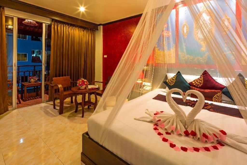 Tanawan Phuket Hotel Patong