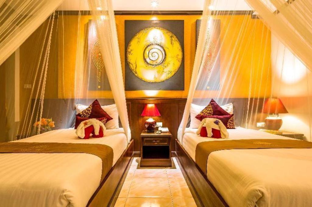 Tanawan Phuket 3*